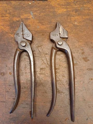 Antieke schoenmaker tangen No.3 en No.5 beschikbaar voor biedingen