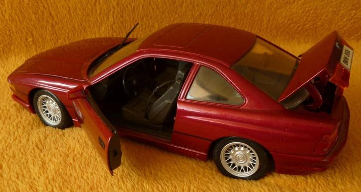 modelauto (Maisto)   BMW 850i   (schaal 1/18), Hobby en Vrije tijd, Modelauto's | 1:18, Auto, Maisto, Ophalen of Verzenden