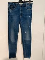 Jeans stradavarius, Ophalen of Verzenden, Zo goed als nieuw, Blauw, W30 - W32 (confectie 38/40)