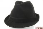Vintage Gleufhoed John's Hat donker grijs geborsteld vilt 56, Kleding | Heren, Hoed, Ophalen of Verzenden, 57 cm (M, 7⅛ inch) of minder