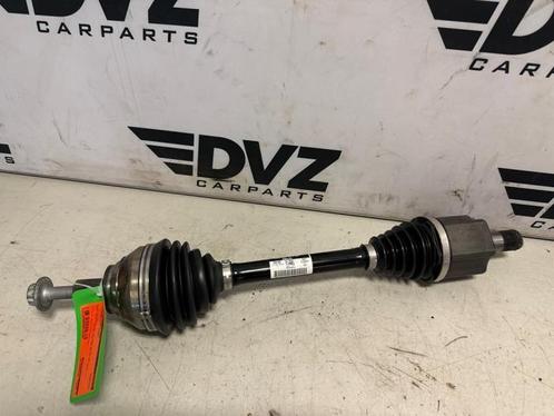 Aandrijfas links-voor van een Volkswagen Tiguan, Auto-onderdelen, Remmen en Aandrijving, Volkswagen, Gebruikt, 3 maanden garantie