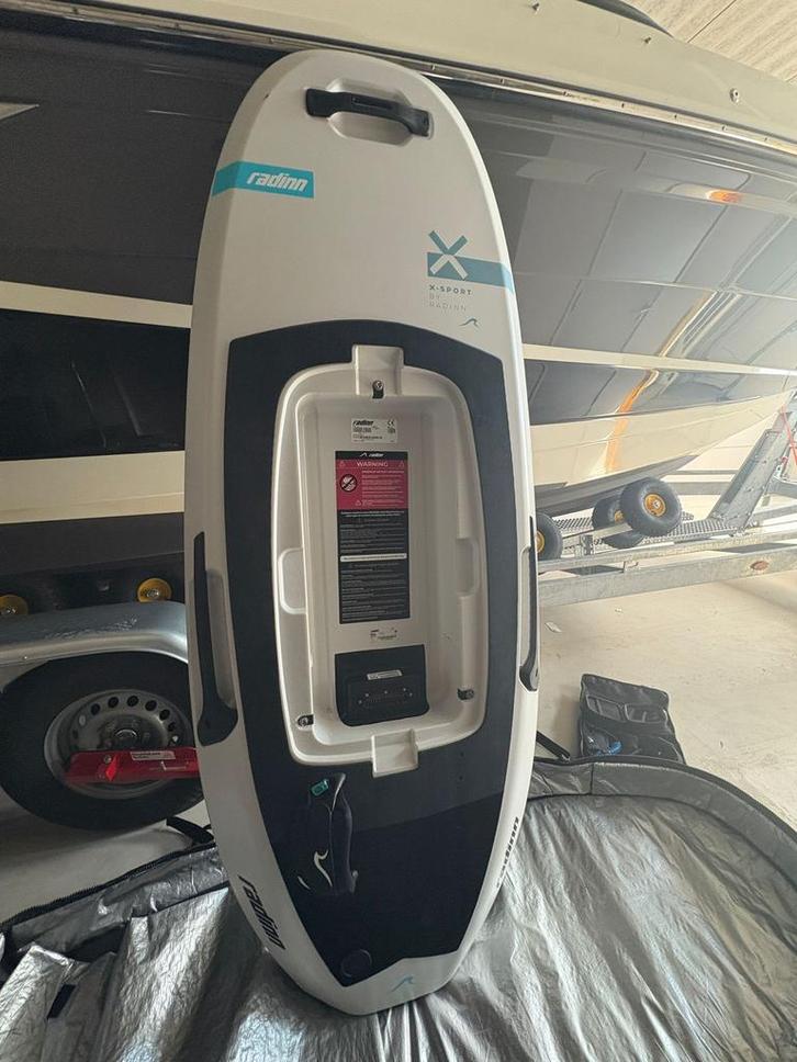 Radinn X-Sport Jetboard - Elektrisch surfen!, Watersport en Boten, Golfsurfen, Zo goed als nieuw, Ophalen