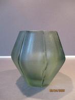 A.D. Copier dikwandig vaasje met facet geslepen ribben, Antiek en Kunst, Antiek | Glas en Kristal, Ophalen of Verzenden