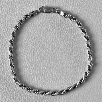 zilveren armband beschikbaar voor biedingen