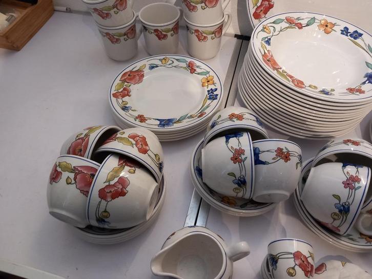 Wood and Sons Alpine Meadow servies, Huis en Inrichting, Keuken | Servies, Zo goed als nieuw, Overige typen, Overige stijlen, Porselein