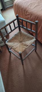 Antiek Hoekstoeltje met Riet Zitting, Antiek, Riet of Rotan, Gebruikt, Bruin