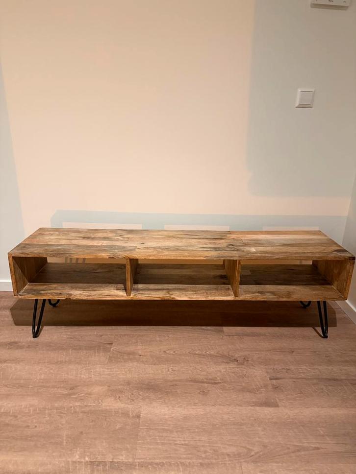 Houten TV-meubel 140cm | Wood TV Cabinet | Book Shelf Drawer, Huis en Inrichting, Kasten | Televisiemeubels, Gebruikt, Minder dan 100 cm