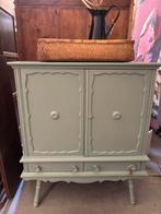 Vintage brocante buffetkast / dressoir / kast, Ophalen, Studio Larilo, Studiolarilo@gmail.com, Zo goed als nieuw