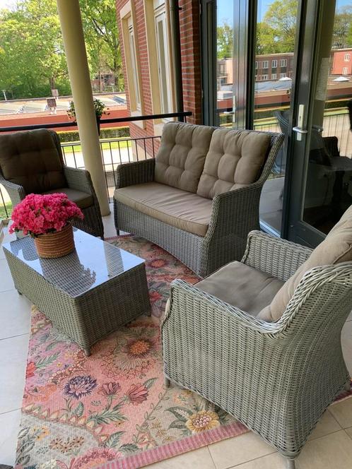 Lounge-set 4-delig taupekleurig, Tuin en Terras, Tuinsets en Loungesets, Gebruikt, Kunststof, 4 zitplaatsen, Bank, Stoel, Ophalen
