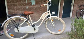 Mooie damesfiets 26 inch met terugtraprem beschikbaar voor biedingen