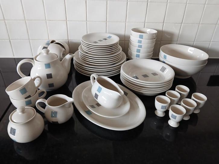 Servies New Blocks (Blokker) 5-6 personen, Huis en Inrichting, Keuken | Servies, Zo goed als nieuw, Compleet servies, Overige stijlen