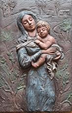 Mats Wanders (1933-1991), Moeder met baby. Wandplastiek 1952, Ophalen, Zo goed als nieuw