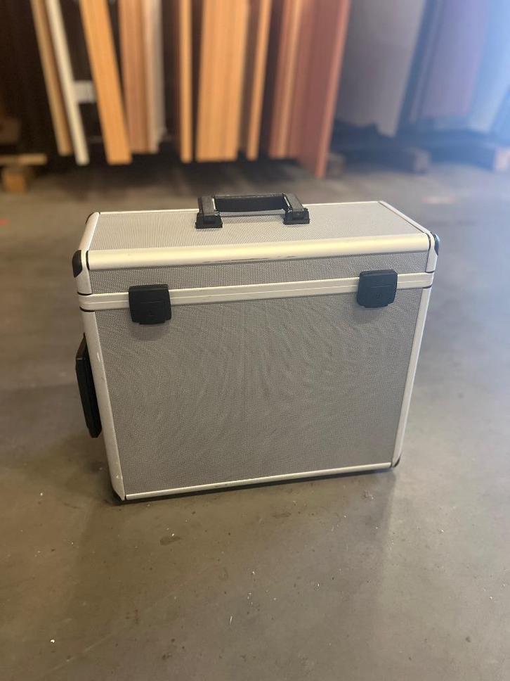 Pilotenkoffer / trolley koffer 43x19xh 38 cm, 20 stuks, Sieraden, Tassen en Uiterlijk, Koffers, Zo goed als nieuw, 50 tot 60 cm