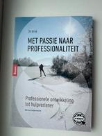 Met Passie naar Professionaliteit - Bertus Leijenhorst, Ophalen of Verzenden, Zo goed als nieuw
