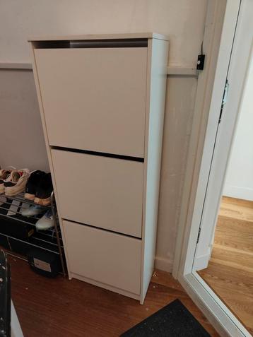 Ikea BISSA schoenenkast - 3 vakken beschikbaar voor biedingen