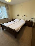 Houten bed 140x200 cm deels elektrisch verstelbaar, Ophalen, Bruin, Vintage, 140 cm