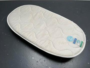 NIEUW Wiegmatras 67x37cm beschikbaar voor biedingen