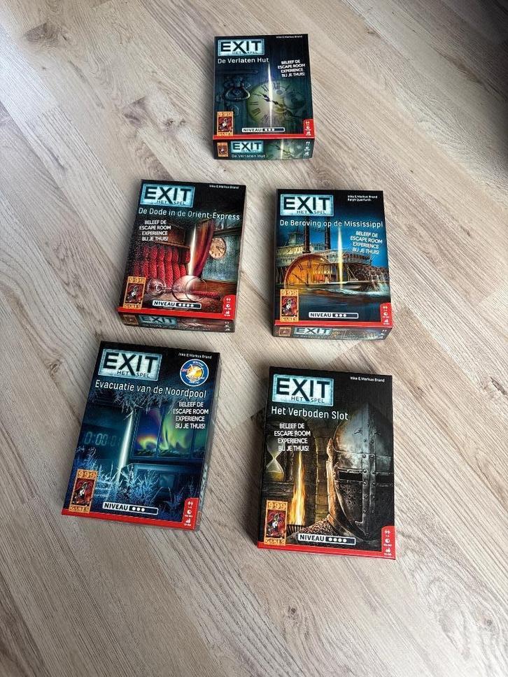 Exit escapespel (escape spel), Hobby en Vrije tijd, Gezelschapsspellen | Kaartspellen, Gebruikt, Een of twee spelers, Drie of vier spelers