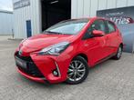 Toyota Yaris 1.5 Hybrid Premium / Clima / Camera / Stoelverw, Gebruikt, 4 cilinders, Origineel Nederlands, Bedrijf