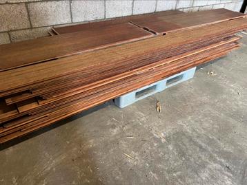 Merbau vloer 54 m2 massief hardhout 21 cm breed 2 cm dik beschikbaar voor biedingen