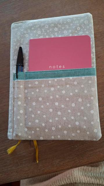 Bijbelhoes voor de Bijbel met uitleg (Bijbel hoes) beschikbaar voor biedingen