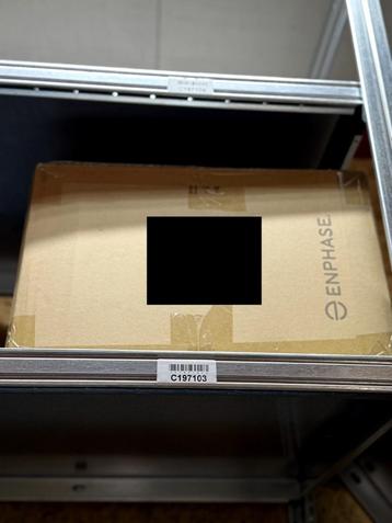 Enphase materialen waaronder micro omvormers beschikbaar voor biedingen