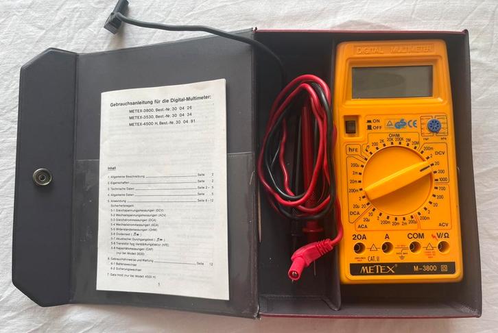 Uitgebreide Metex digitale meter, Doe-het-zelf en Verbouw, Meetapparatuur, Zo goed als nieuw, Multimeter, Ophalen of Verzenden