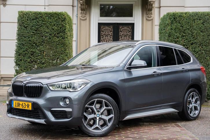 BMW X1 xDrive20i High Executive PANO | MEMORY | KEYLESS | ST, Auto's, BMW, Bedrijf, Te koop, X1, 4x4, ABS, Airbags, Airconditioning