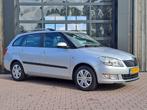Skoda Fabia Combi 1.2 TSI Ambition | Airco | Cruise | PDC |, Voorwielaandrijving, Euro 5, Gebruikt, Metallic lak