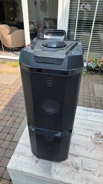 Medion Speaker met bluetooth en verlichting  beschikbaar voor biedingen