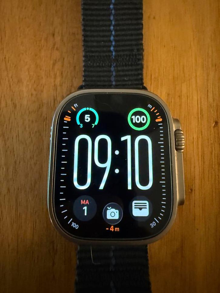 Apple Watch Ultra 2 Titanium, Sieraden, Tassen en Uiterlijk, Smartwatches, Zo goed als nieuw, iOS, Zilver, Waterdicht, Ophalen of Verzenden