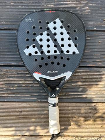 Adidas Metalbone 3.4 Padelracket beschikbaar voor biedingen