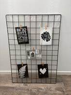 Zwarte metalen wandrek voor bijvoorbeeld foto's, Ophalen, Nieuw
