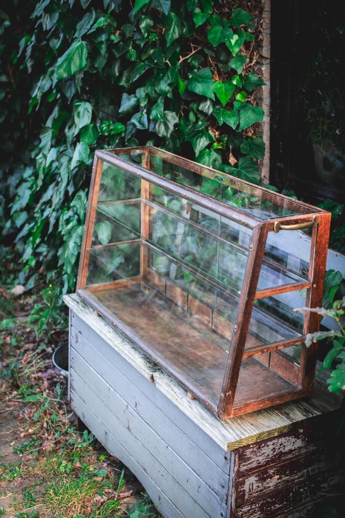 Oude vitrine/bakkerskast, Antiek en Kunst, Curiosa en Brocante, Ophalen