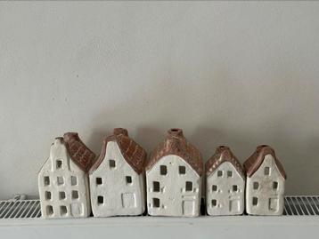 5 Riviera Maison huisjes voor waxinelichtjes  beschikbaar voor biedingen