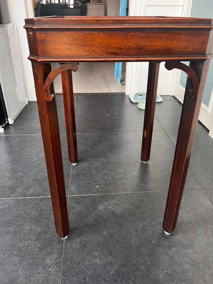 Reprodux bijzettafel antiek mahonyhout, Antiek en Kunst, Antiek | Meubels | Tafels, Ophalen