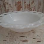 Vintage witte Opaline melkglazen schaal, Ophalen of Verzenden