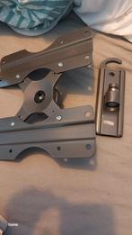 Muurbeugel tv computer scherm 22"-32", Audio, Tv en Foto, Televisiebeugels, Ophalen of Verzenden