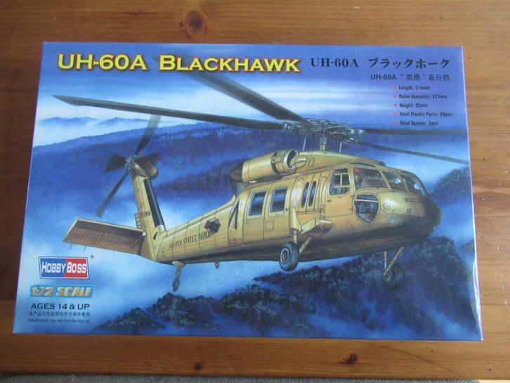 UH-60A Blackhawk (HobbyBoss 1/72), Hobby en Vrije tijd, Modelbouw | Vliegtuigen en Helikopters, Zo goed als nieuw, Helikopter