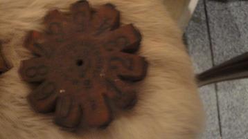 div stempels antiek beschikbaar voor biedingen