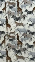 Wild animals hydrofiel katoen, Hobby en Vrije tijd, Stoffen en Lappen, 120 cm of meer, Ophalen of Verzenden, Zo goed als nieuw