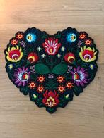 Groot Bloemen hart nieuw applicatie / embleem  18 x 19 cm, Hobby en Vrije tijd, Ophalen of Verzenden, Nieuw, Applicatie