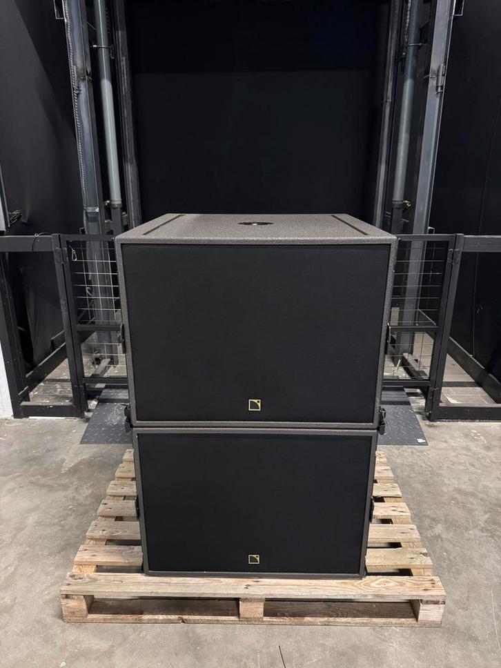 ✅ 2x L-Acoustics SB18M (new color) | Absolute nieuwstaat, Audio, Tv en Foto, Luidsprekers, Zo goed als nieuw, Front, Rear of Stereo speakers