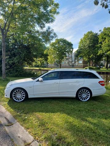 Mercedes-Benz E-Klasse  E250 CGI Estate AUT 2010 Wit beschikbaar voor biedingen