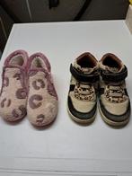 Pantoffels en schoentjes in prima staat 5.00 euro per paar, Ophalen of Verzenden, Zo goed als nieuw, Meisje, Schoentjes