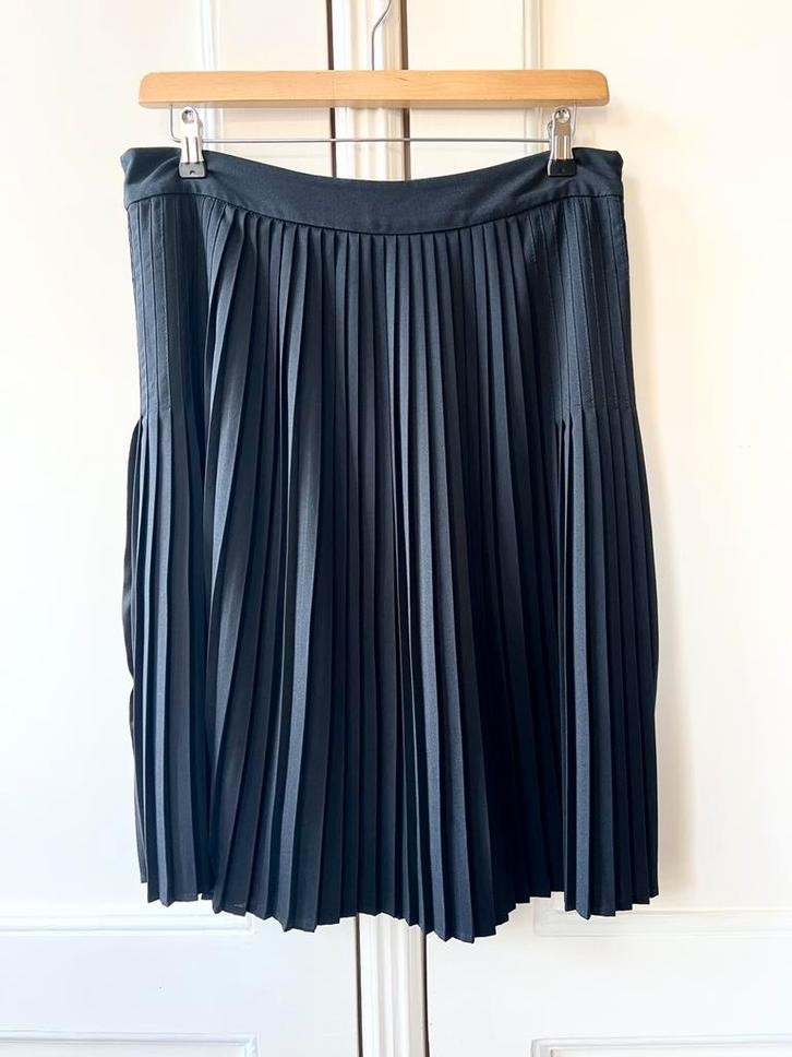 Soyaconcept plooirok zwart, maat 44, Kleding | Dames, Rokken, Zo goed als nieuw, Maat 42/44 (L), Zwart, Onder de knie, Ophalen of Verzenden