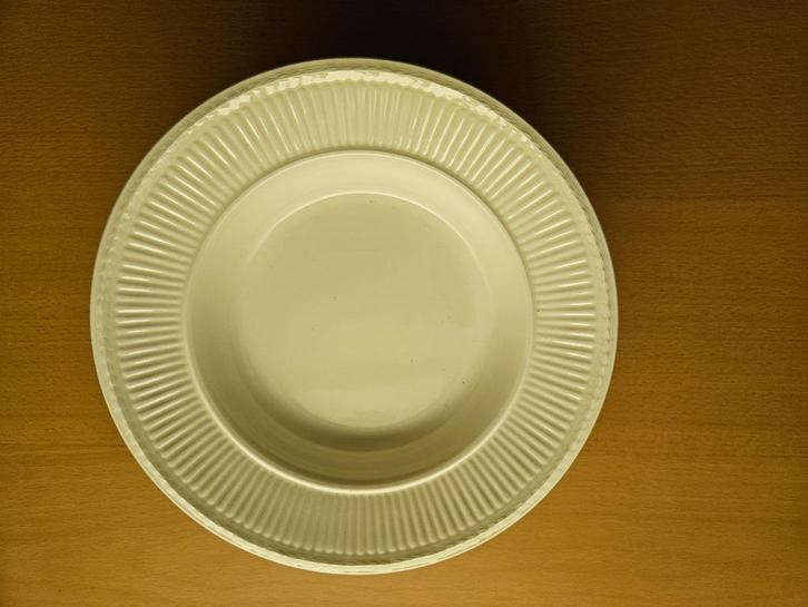 Wedgwood Edme Soepborden, Huis en Inrichting, Keuken | Servies, Zo goed als nieuw, Overige typen, Wedgwood, Aardewerk, Ophalen of Verzenden
