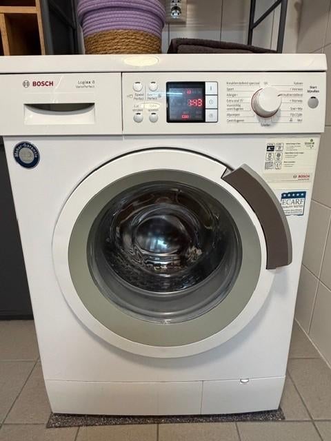 Verlaagd in prijs! Bosch Logixx8 VarioPerfect wasmachine 8kg, Ophalen, 1200 tot 1600 toeren, 8 tot 10 kg, Voorlader
