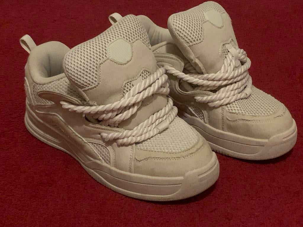 Zara sneakers maat 43 - Zo goed als nieuw, Ophalen of Verzenden, Zo goed als nieuw, Wit, Sneakers of Gympen