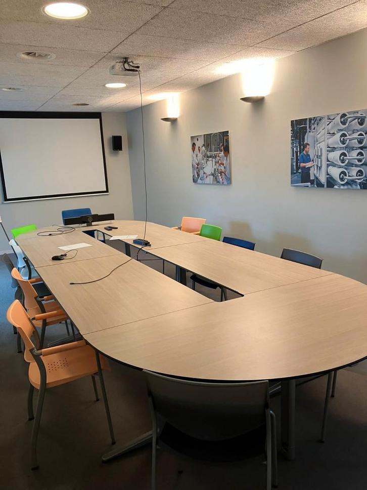 Circulair Kantoormeubilair, Huis en Inrichting, Bureaus, Ophalen of Verzenden